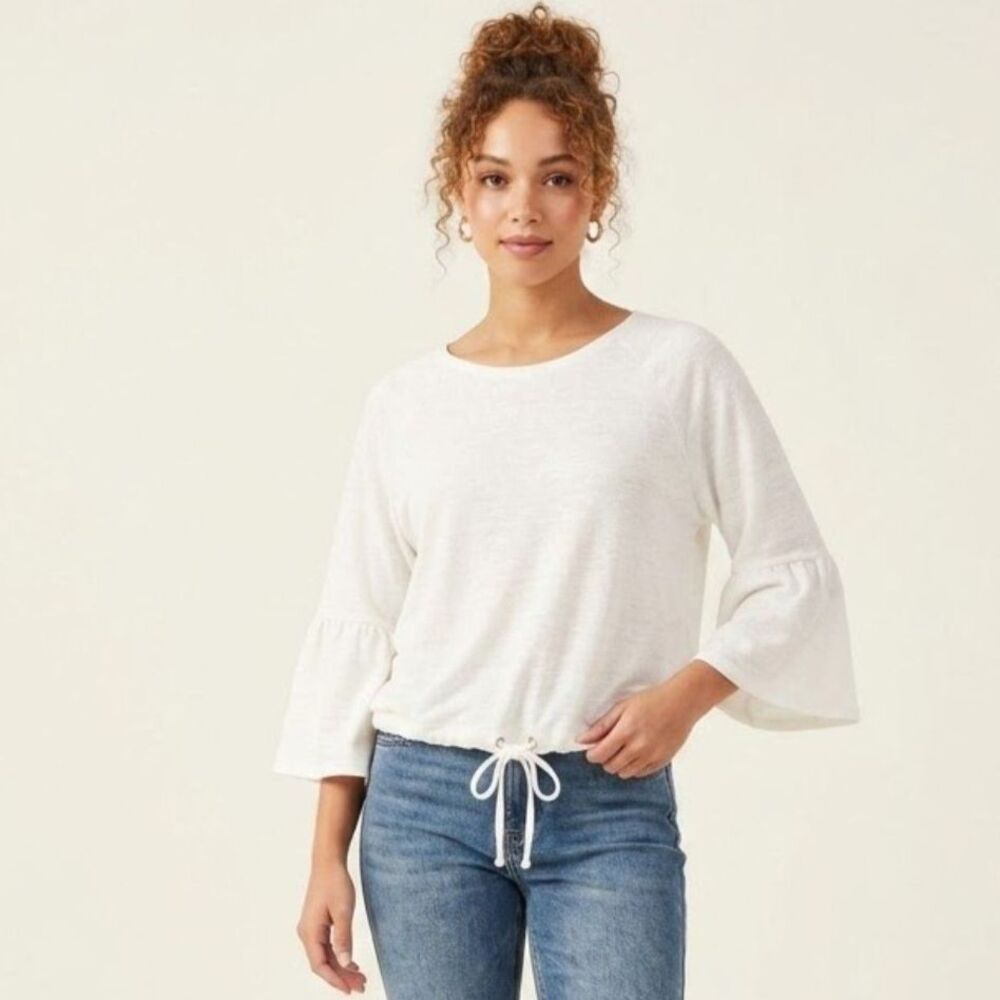 Casual Collections by F & F Ivory Tie Bottom Bell Sleeve Blouse Whimsical SZ 14